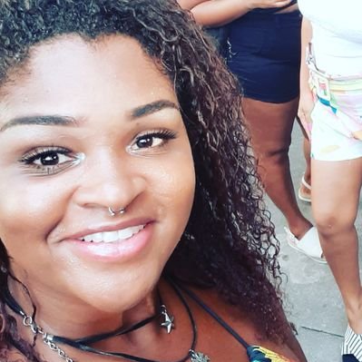 @Leticia21441931